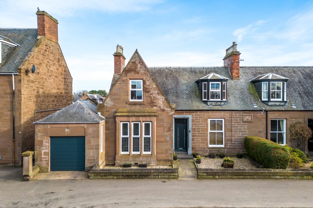 5 bed semidetached house for sale in North Esk Road, Montrose DD10