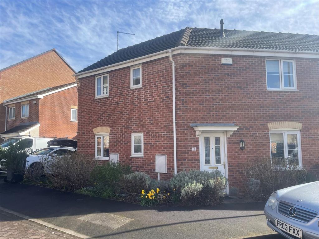3 bed semidetached house for sale in Longfield Avenue, Nottingham NG8