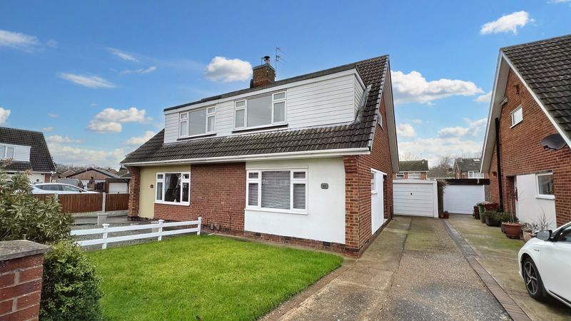 Woodclose Road, Scunthorpe DN17  