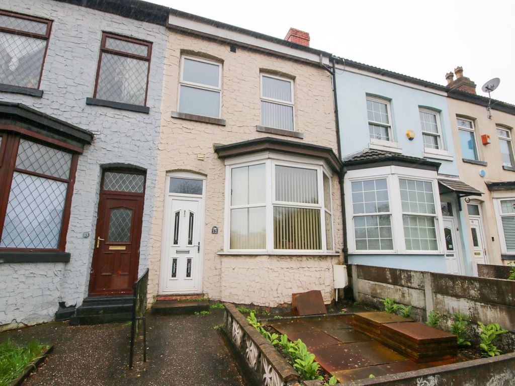 4 bed terraced house for sale in Barton Road, Eccles, Manchester M30, £