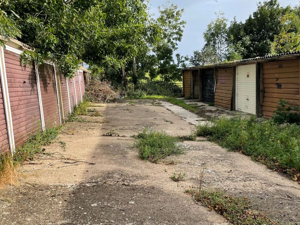 Parking/garage for sale in Millars Close, Main Street, Grendon