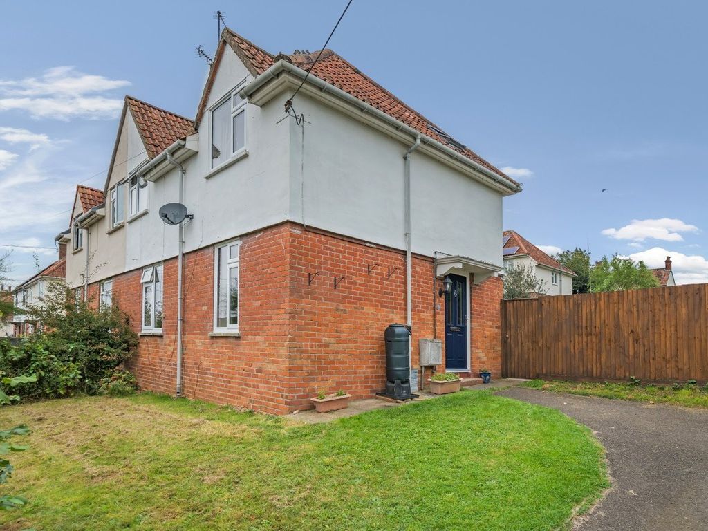 3 bed semidetached house for sale in Balsam Fields, Wincanton