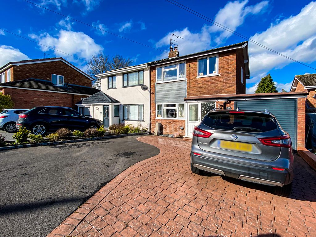 3 bed semidetached house for sale in Derwent Drive, Bewdley DY12 Zoopla