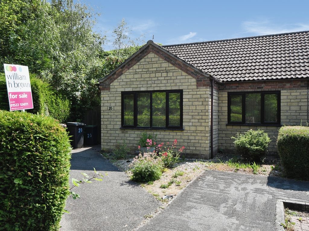 2 bed terraced bungalow for sale in Pullman Close, Metheringham