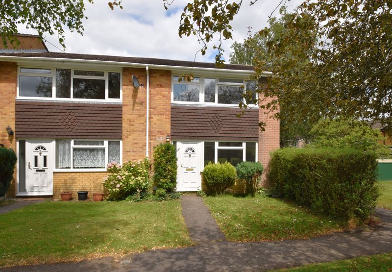3 bed semidetached house for sale in Hawthorn Walk, Hazlemere, High HP15, £425,000 Zoopla