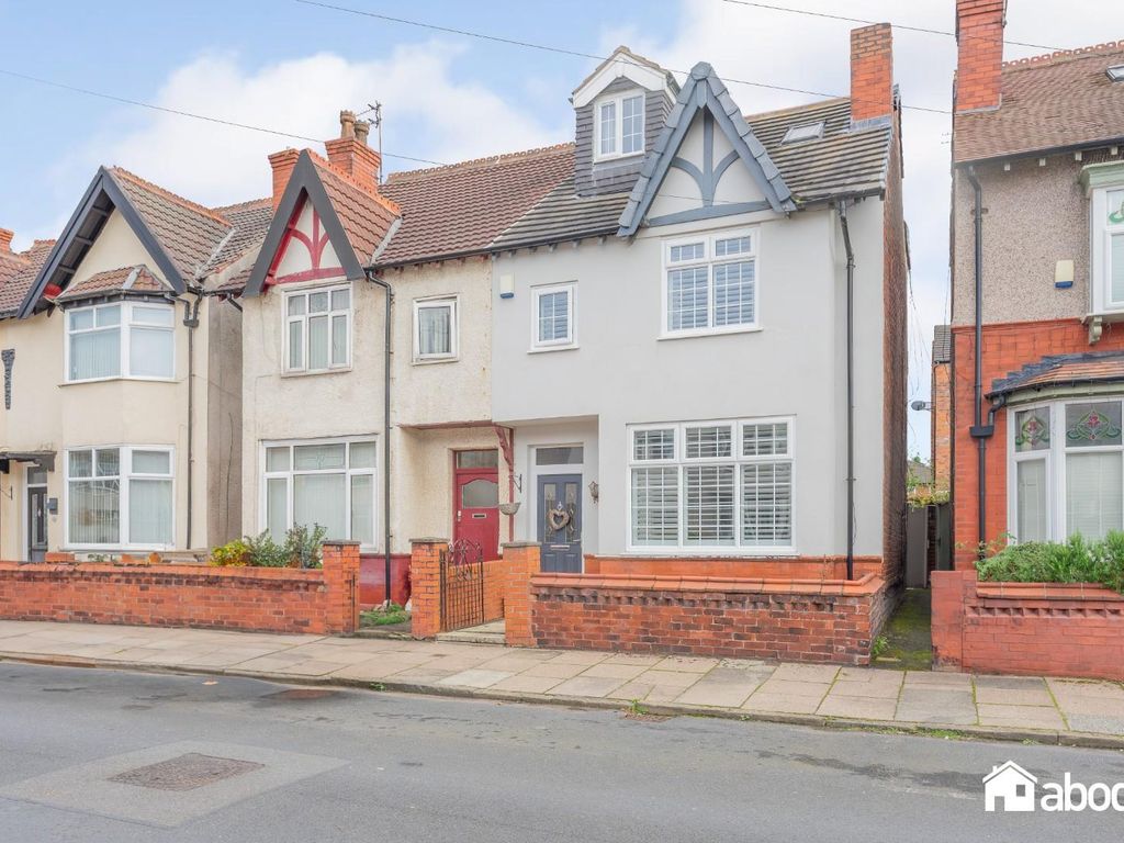 5 bed semidetached house for sale in Courtenay Avenue, Waterloo