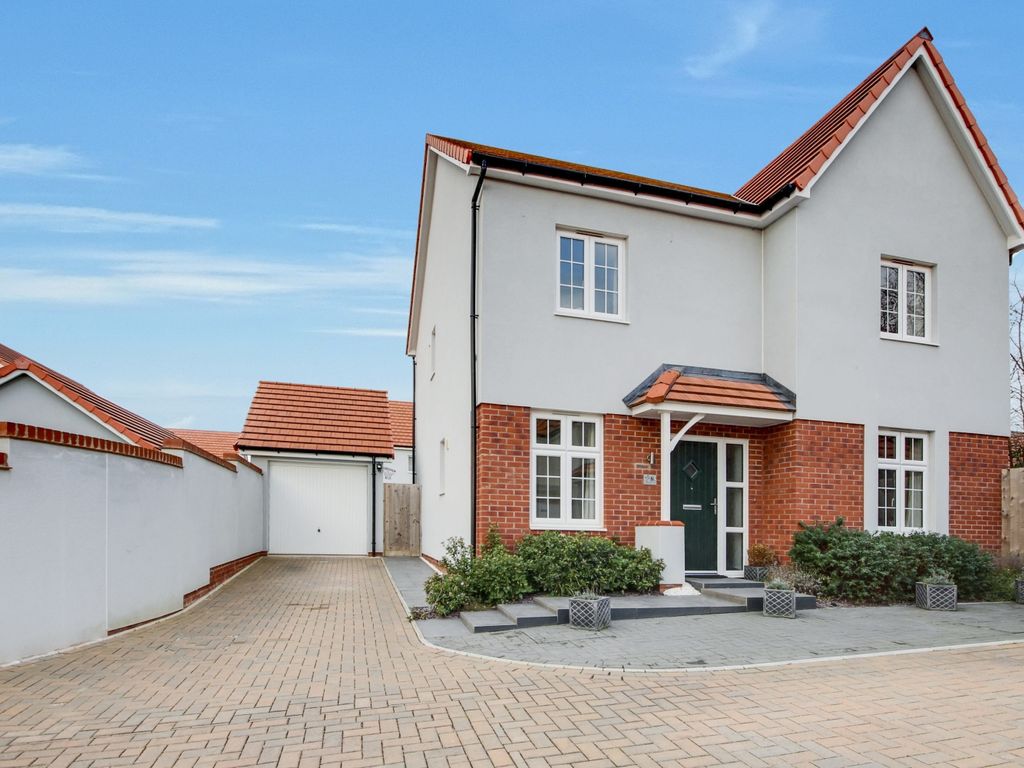 4 bed detached house for sale in 8 Muddlebridge Close, Bickington