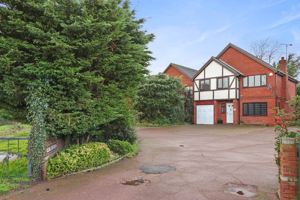 4 bed detached house for sale in Fir Tree Close, Grays RM17, £475,000 Zoopla