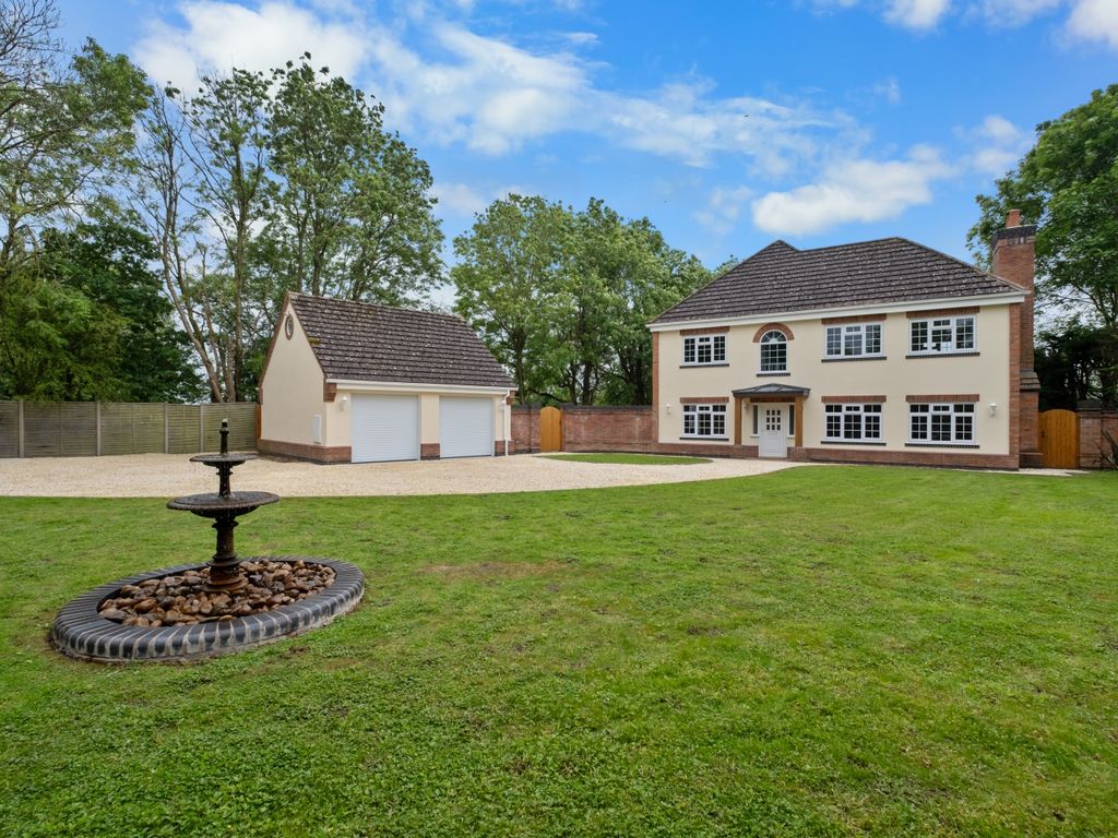 5 bed detached house for sale in Gibbet House Gibbet Lane, Shawell