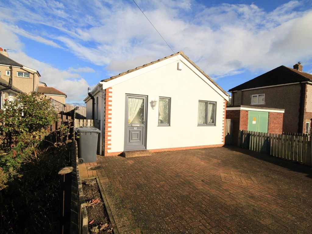 2 bed detached bungalow for sale in Plumpton Gardens, Wrose, Bradford