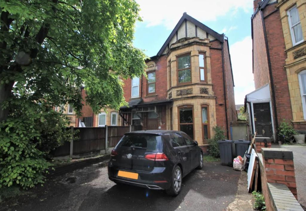 Studio to rent in Portland Road, Edgbaston, Birmingham B16, £850 pcm Zoopla