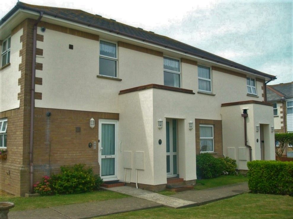 2 bed flat to rent in Seaview Heights, Walton On The Naze CO14 Zoopla