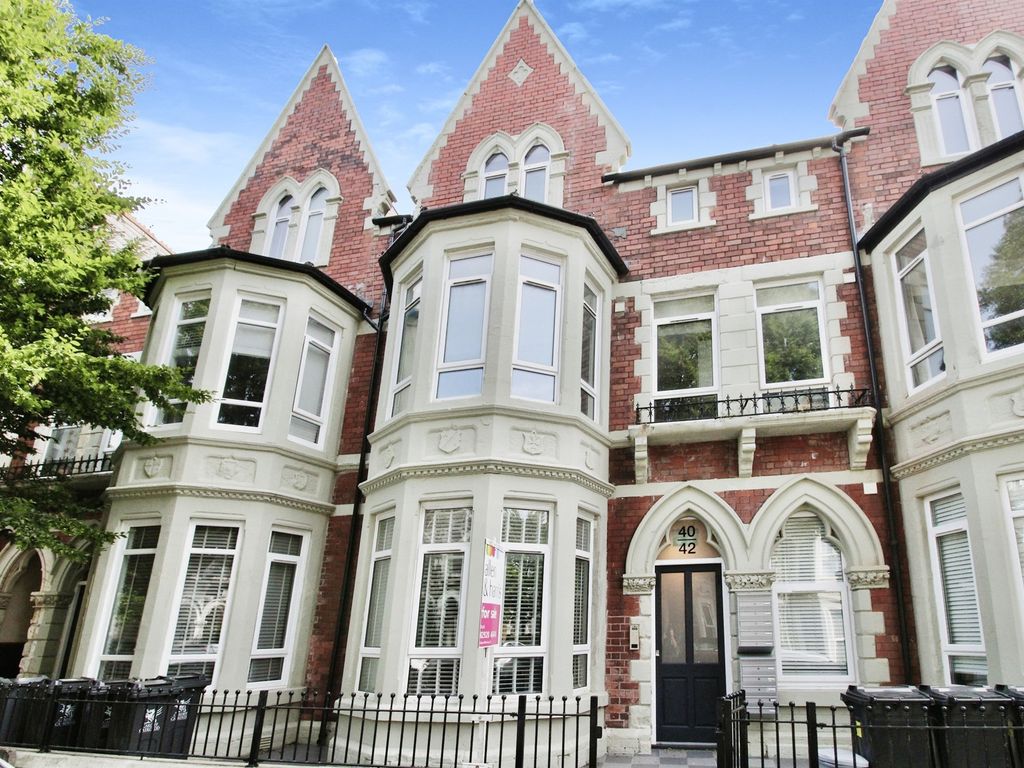 1 bed flat for sale in Connaught Road, Roath, Cardiff CF24, £145,000