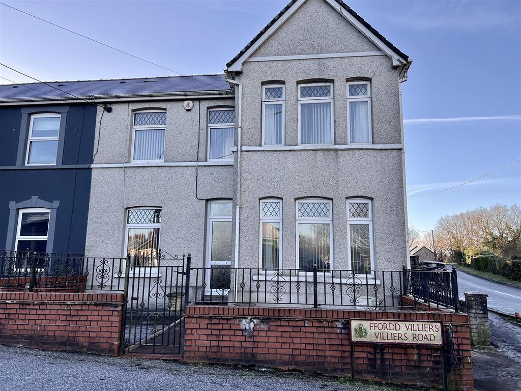 3 bed semidetached house for sale in Villiers Road, Ammanford SA18, £