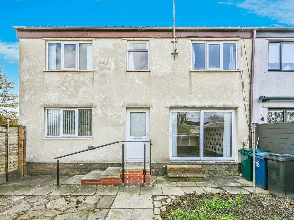 3 bed terraced house for sale in Enstone, Skelmersdale, Lancashire WN8