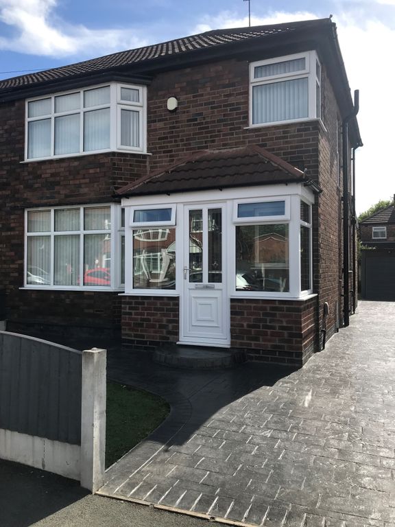 3 bed semidetached house to rent in Mount Drive, Urmston M41 Zoopla