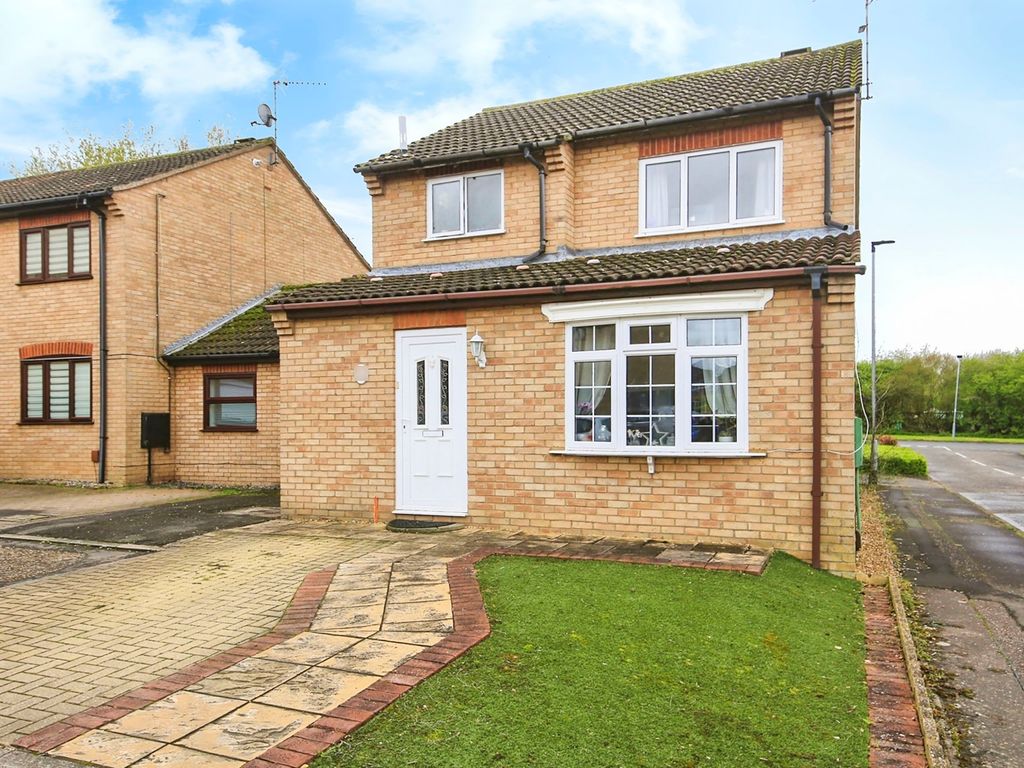 3 bed detached house for sale in Carradale, Orton Brimbles