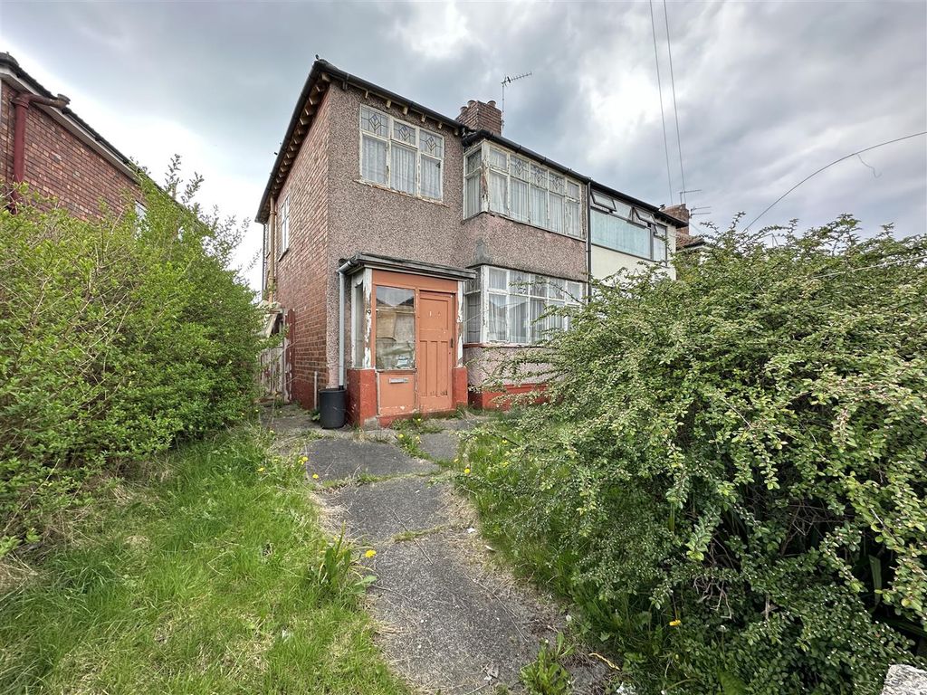 3 bed semidetached house for sale in Wentworth Grove, Huyton