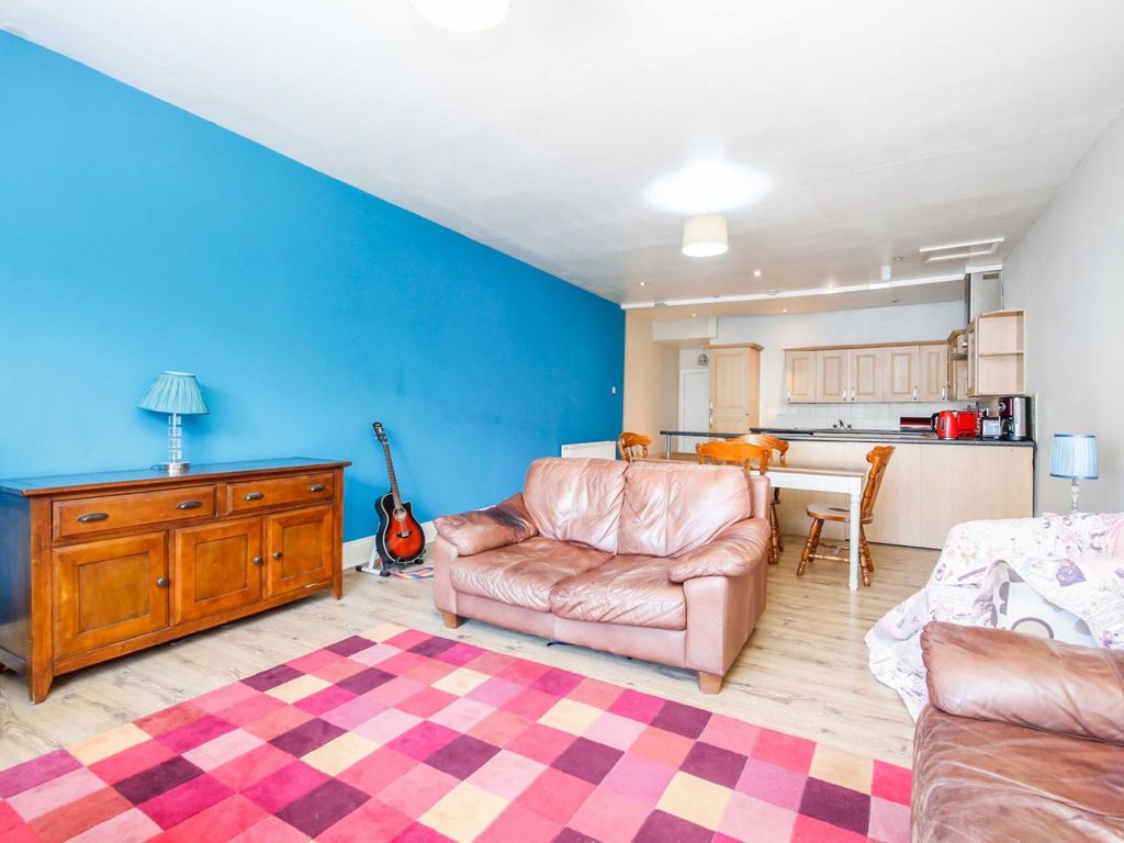 3 bed flat for sale in Hope Street, Crook DL15 Zoopla