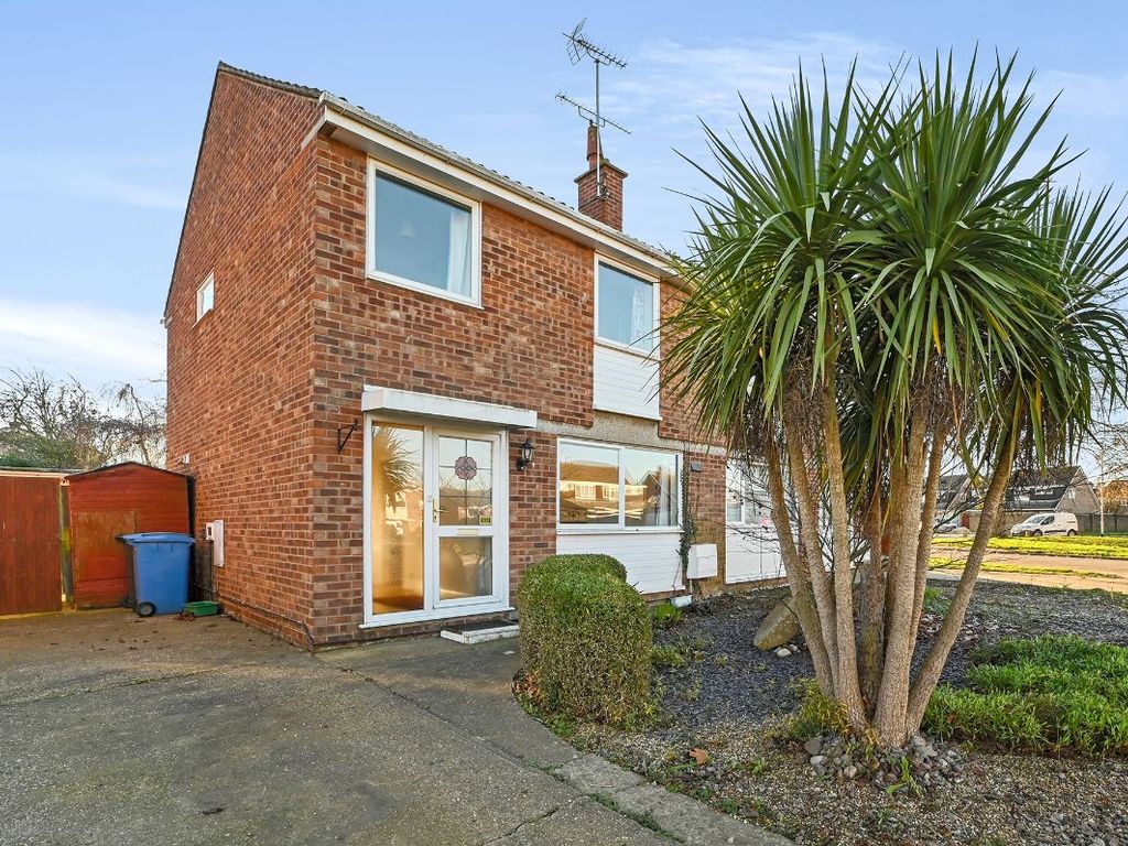 3 bed semidetached house for sale in Little Tufts, Capel St. Mary