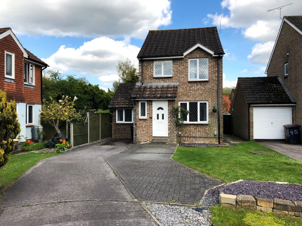 4 bed detached house to rent in Close, Southampton SO53 Zoopla