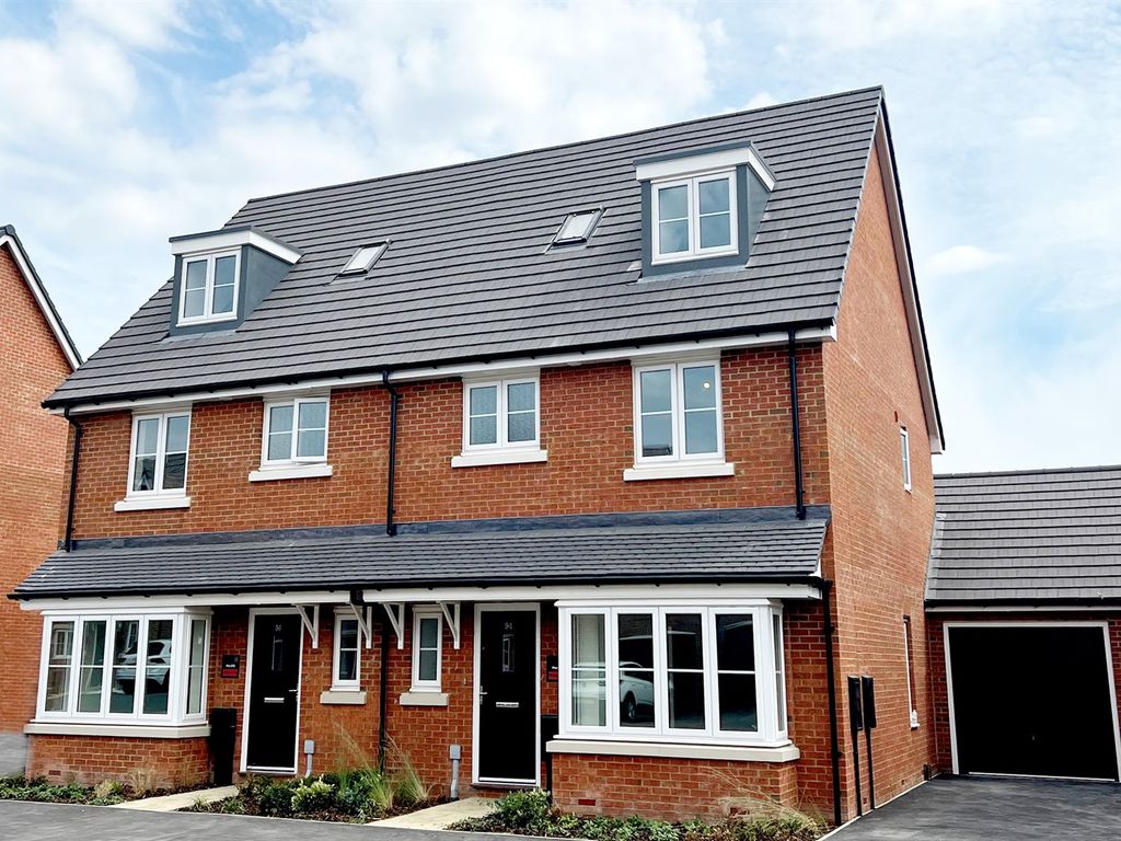 New home, 4 bed semidetached house for sale in Plot 240 The Mulberry