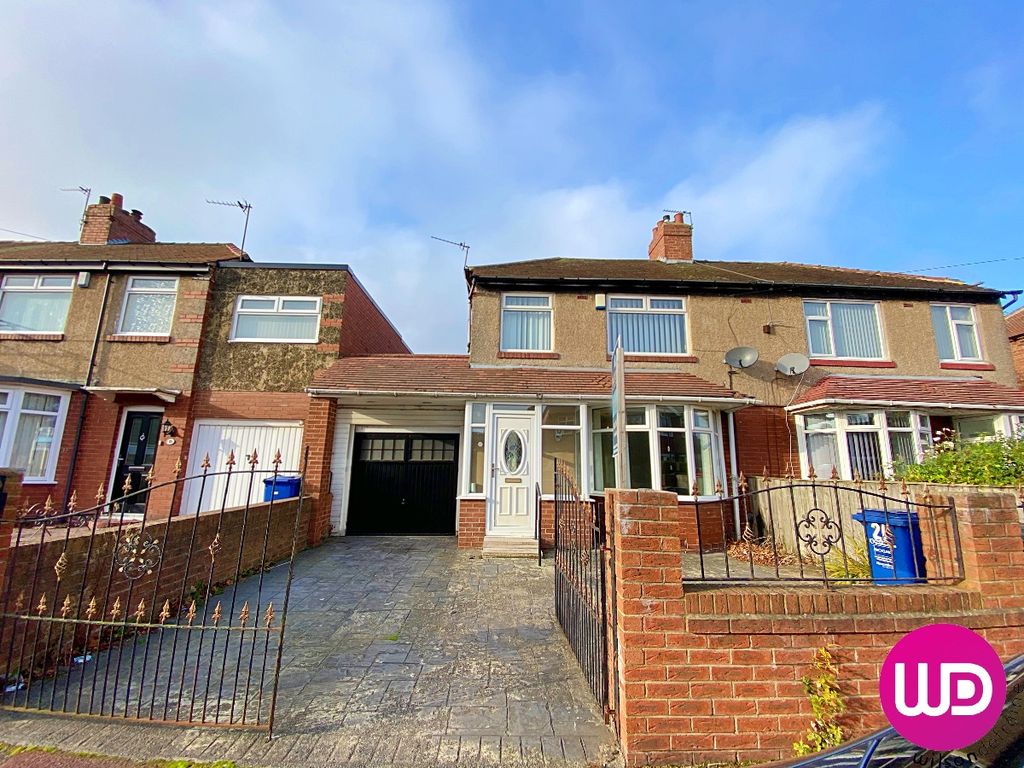 3 bed semidetached house for sale in Chatsworth Gardens, Westerhope