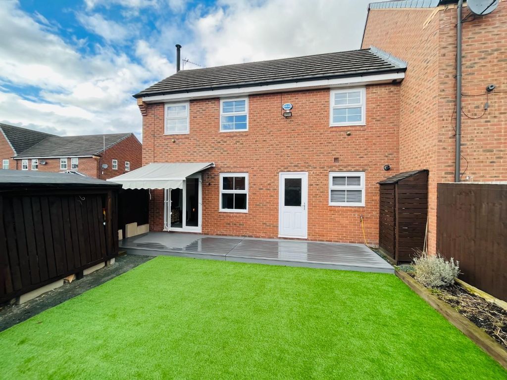 3 bed town house for sale in Augusta Grove, Great Sankey, Warrington