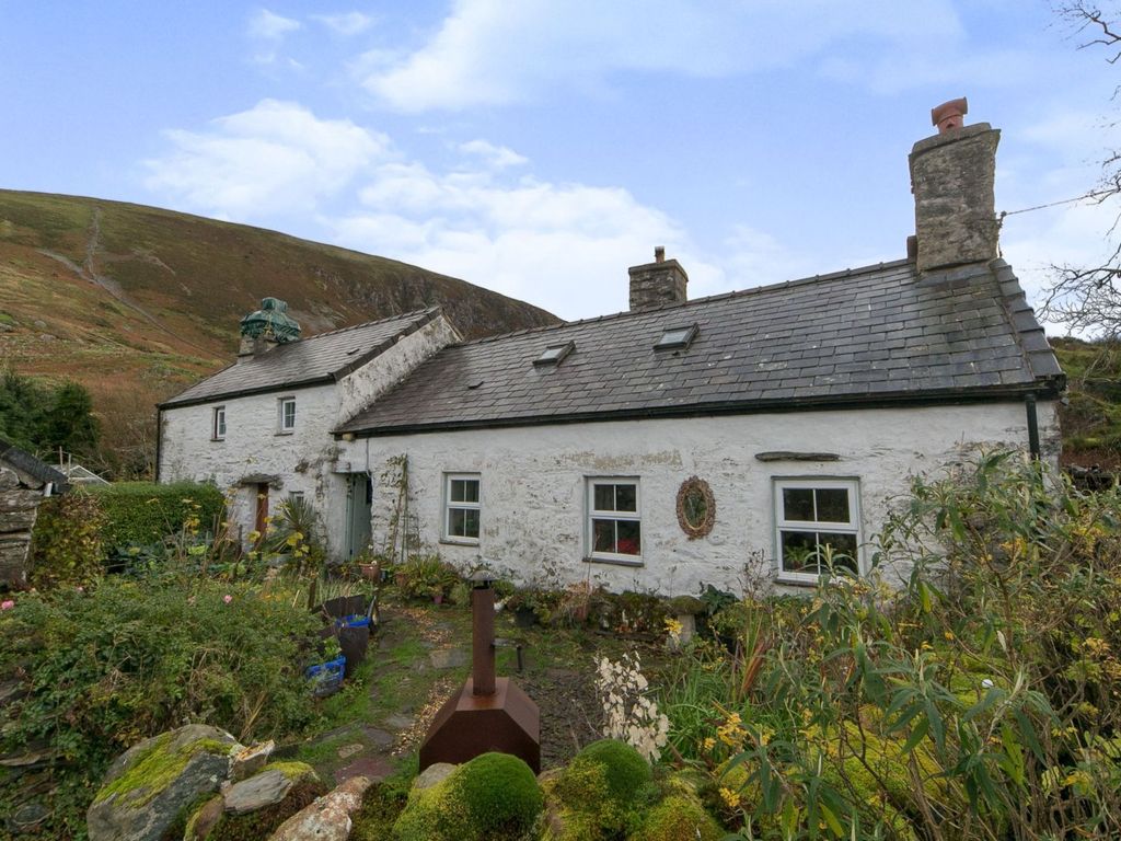 4 bed cottage for sale in Betws Garmon, Caernarfon LL54, £435,000 Zoopla