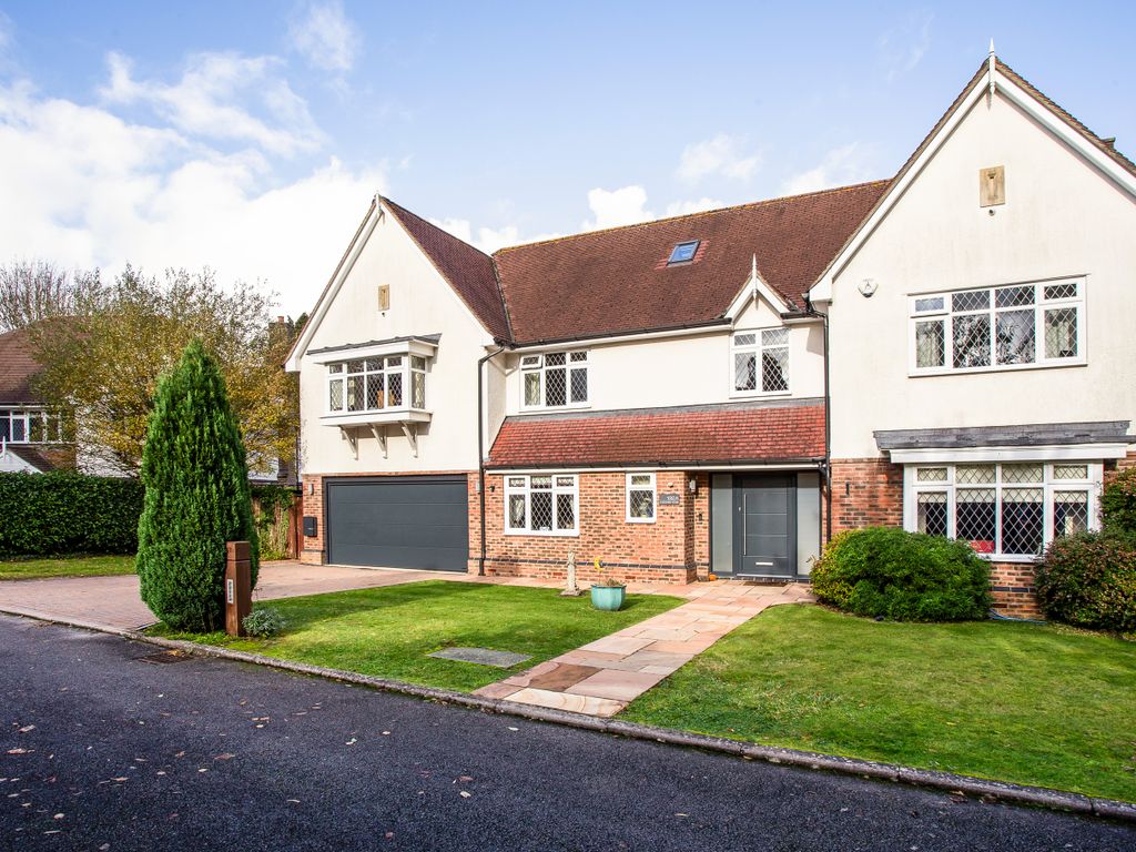 6 bed detached house for sale in Road, Kenley CR8, £1,395,000 Zoopla