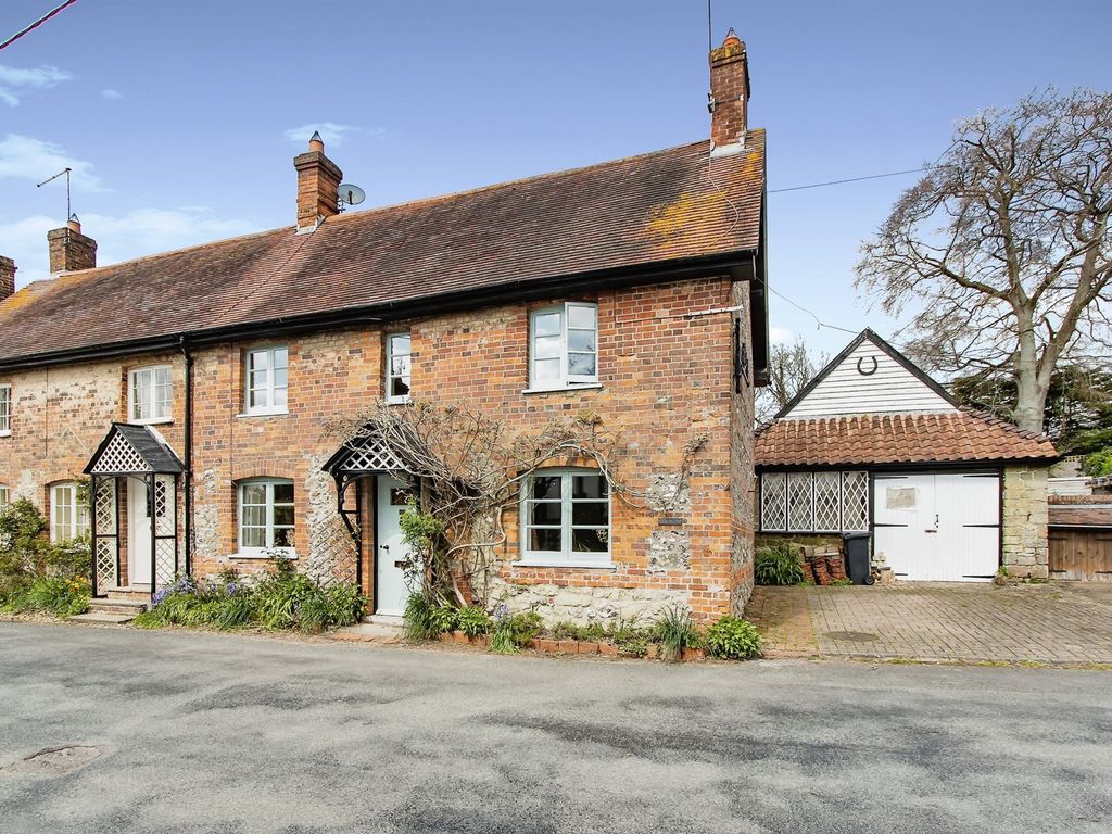 3 bed property for sale in Higher Street, Iwerne Minster, Blandford