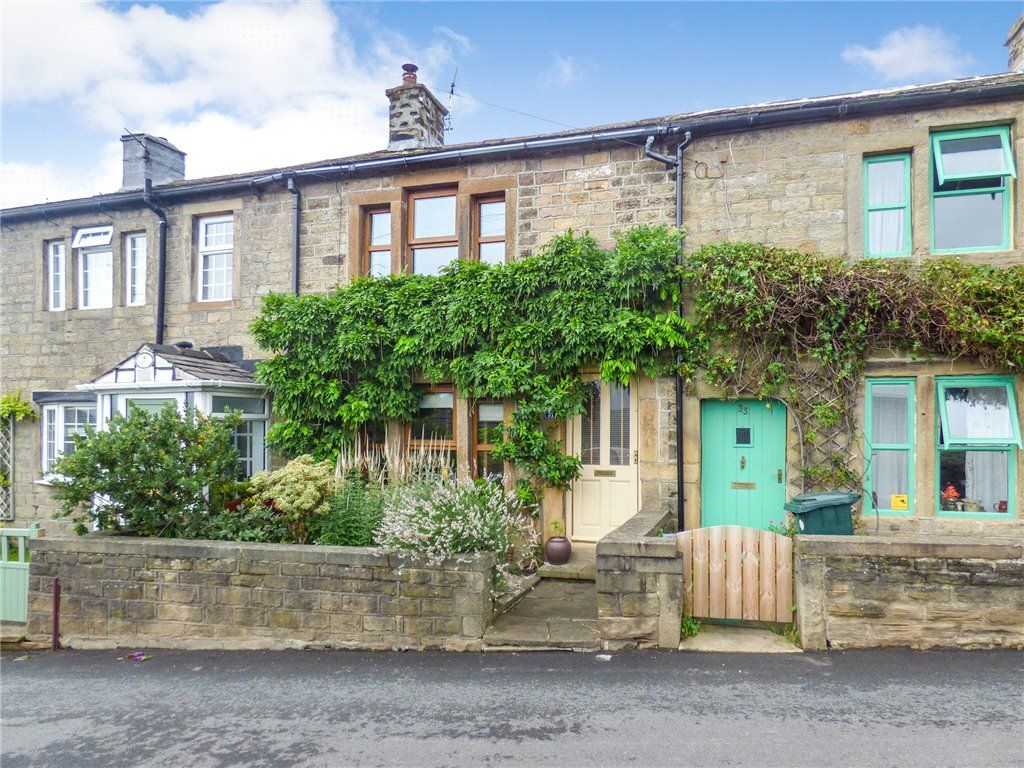 2 bed terraced house for sale in Ilkley Road, Riddlesden, Keighley