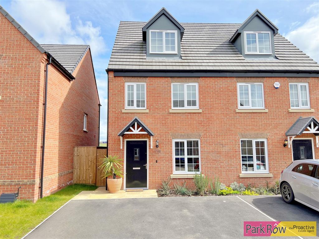 3 bed semidetached house for sale in Castle Way, Pontefract WF8 Zoopla