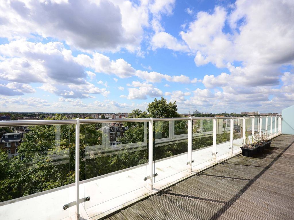 3 bed flat for sale in Bromyard House, Acton, London W3, £775,000 Zoopla