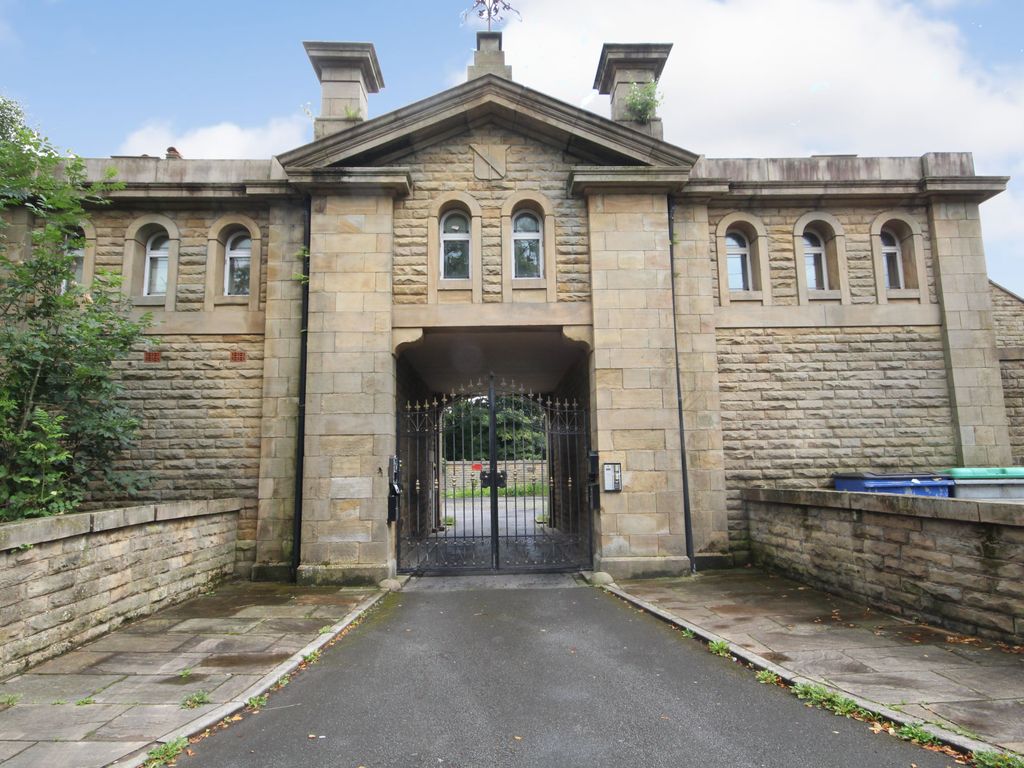 2 bed terraced house for sale in Pedders Lane, Ashton, Preston