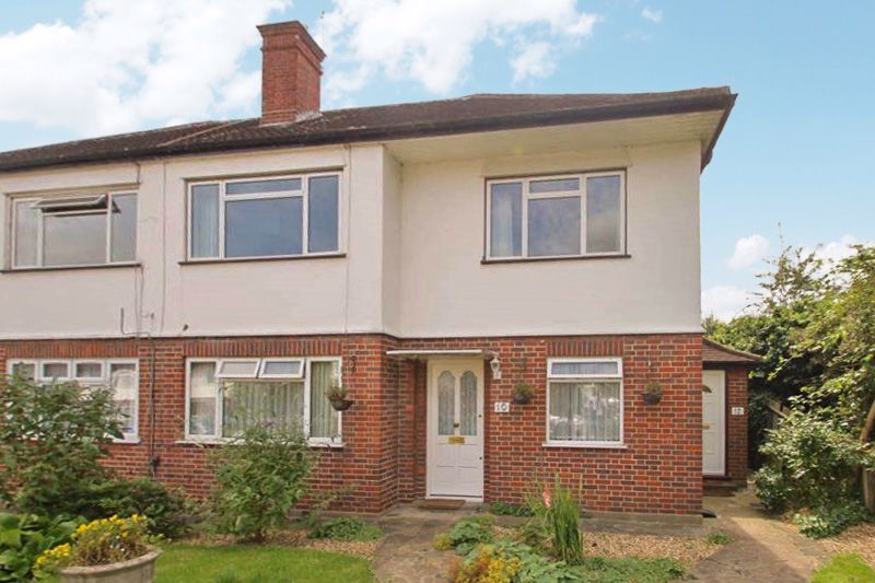 2 bed flat for sale in Tolcarne Drive, Pinner, Middlesex HA5 Zoopla