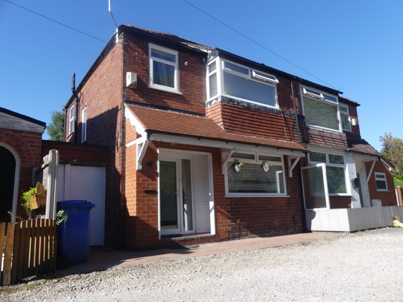 3 bed semidetached house to rent in Greenson Drive, Middleton