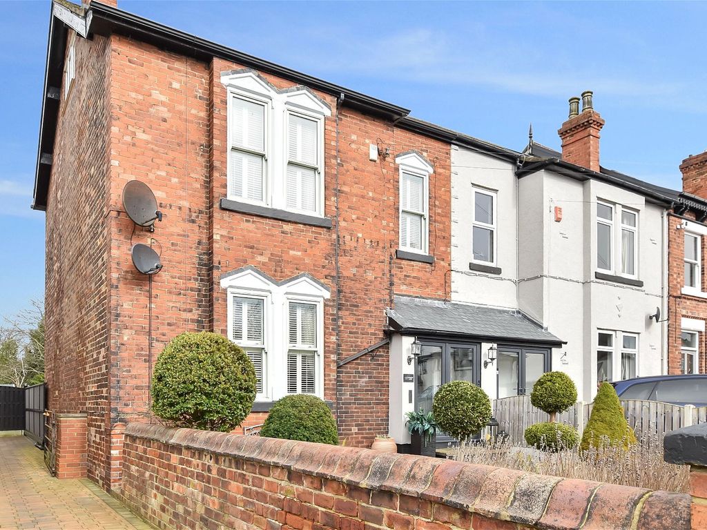 4 bed end terrace house for sale in Church Lane, Garforth, Leeds. LS25