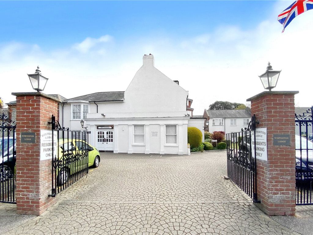 1 bed flat for sale in Winterton Lodge, Goda Road, Littlehampton BN17