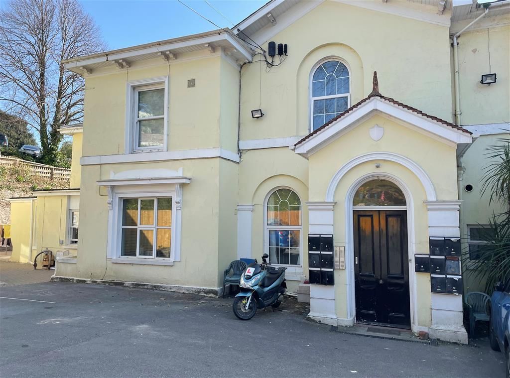 1 bed flat to rent in Lower Warberry Road, Torquay TQ1 Zoopla