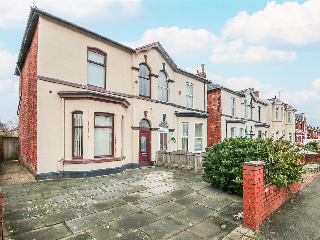 4 bed semidetached house for sale in Duke Street, Birkdale, Southport