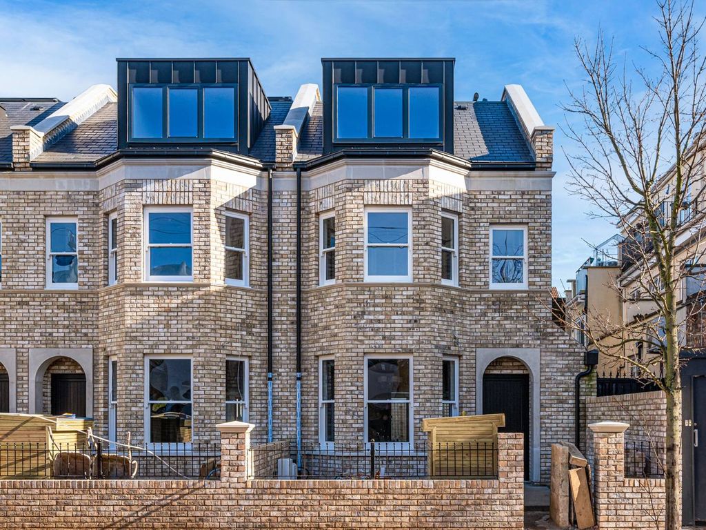 New home, 5 bed property for sale in Hamilton Road, Wimbledon SW19, £