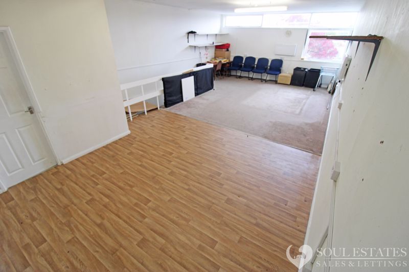 Office to let in Great Bridge, Tipton DY4, £7,200 pa Zoopla