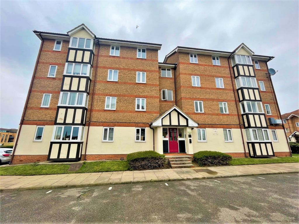 2 bed flat to rent in Chandlers Drive, Erith, Kent DA8 Zoopla