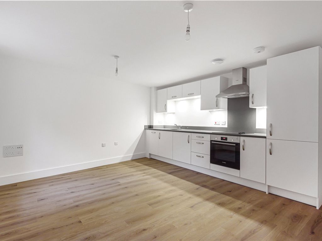 New home, 1 bed flat for sale in 6 The Courtyard, 8A Carlton Crescent