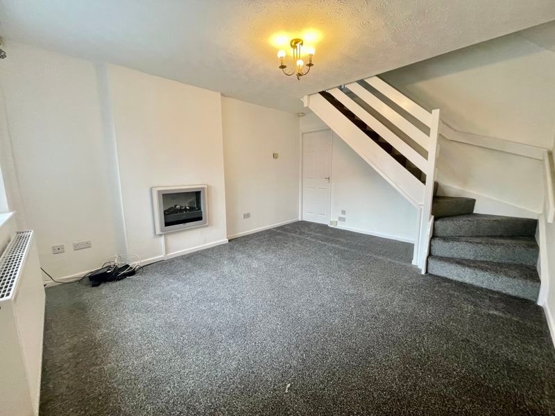 3 bed semidetached house to rent in Moss Meadows, Westhoughton, Bolton