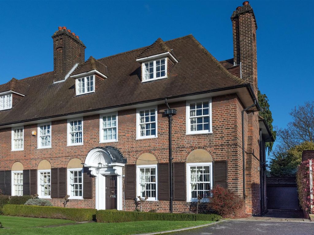 Linnell Close, London NW11