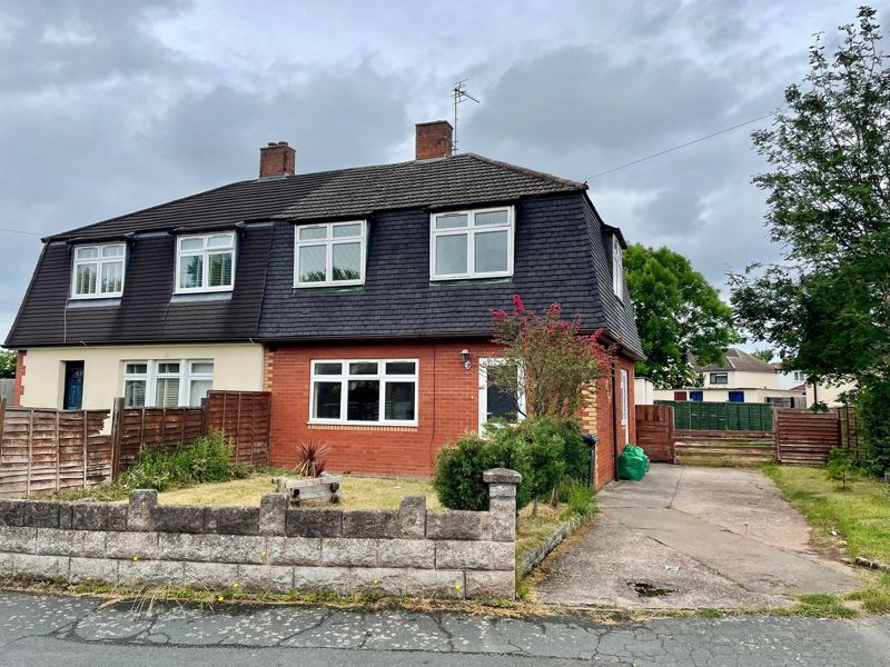 3 bed semidetached house for sale in Ridgeway Avenue, Hereford HR2