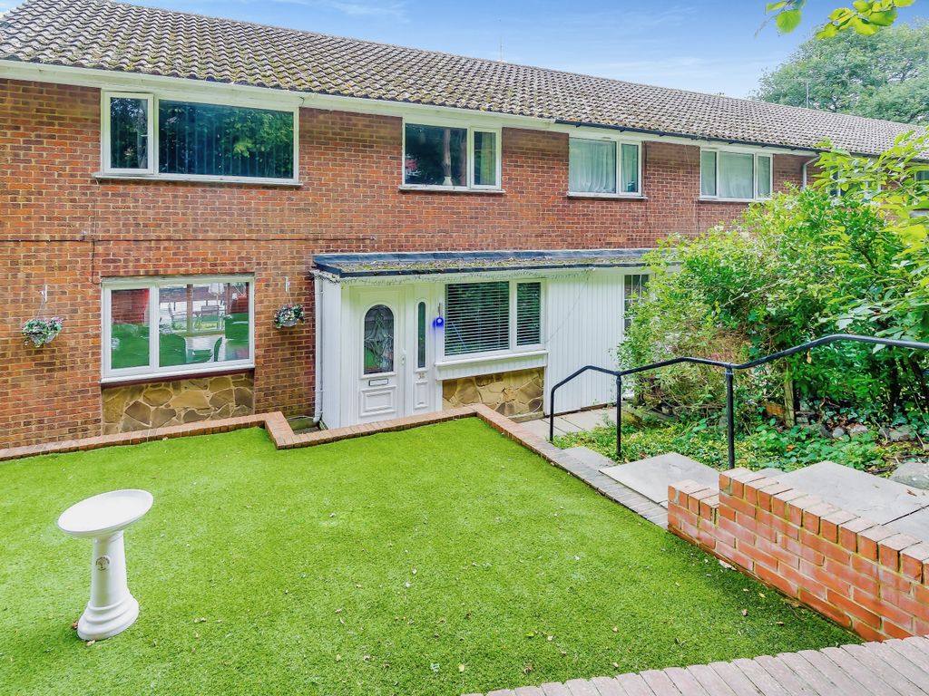 3 bed end terrace house for sale in St. Marys Green, Biggin Hill