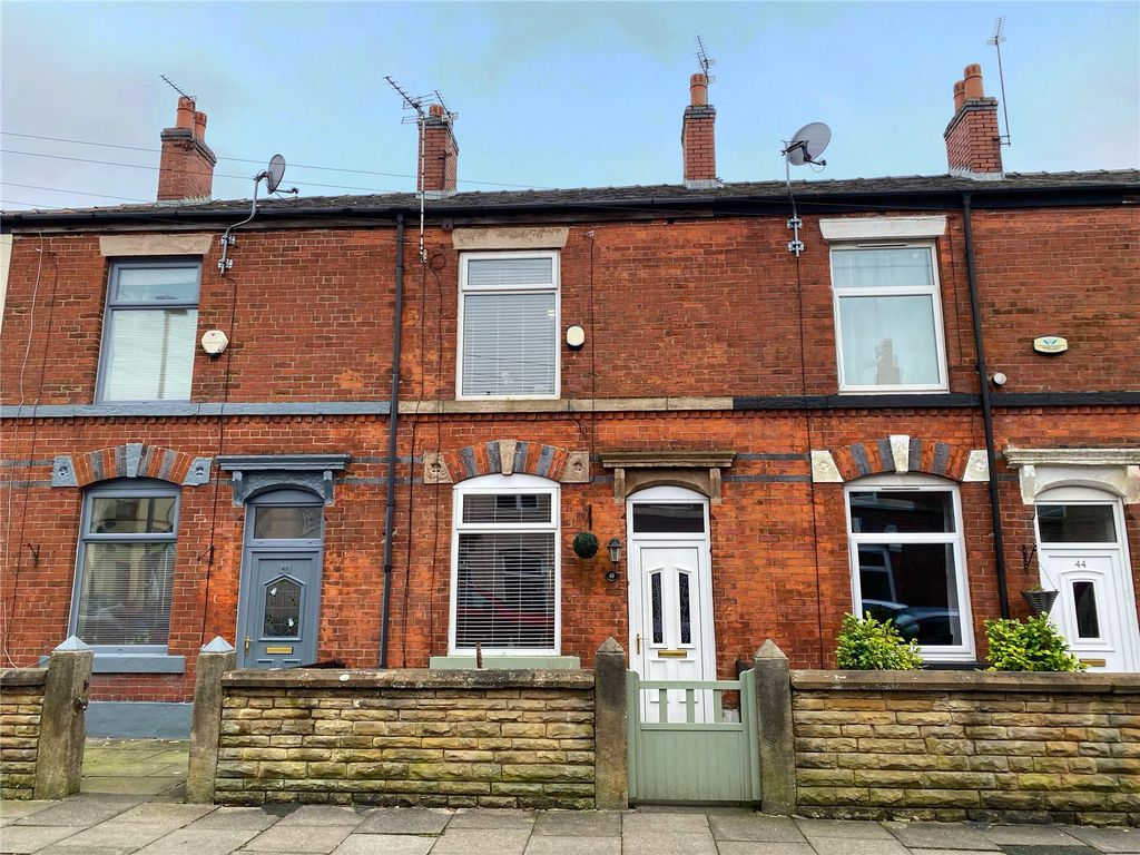 2 bed terraced house for sale in Queen Street, Heywood, Greater